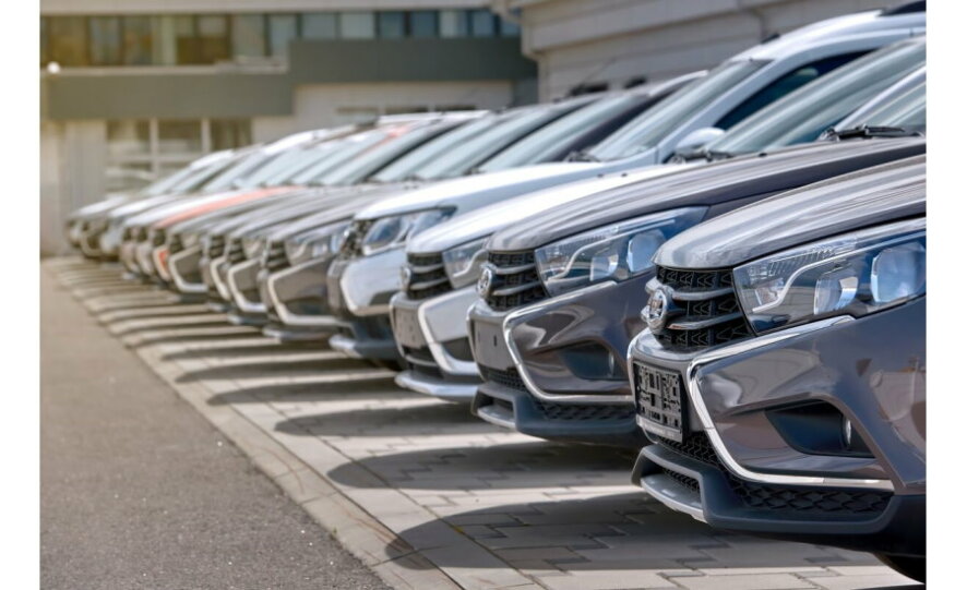 «АвтоВАЗ» планирует выпустить в 2024 году 500 000 автомобилей — это на треть больше, чем в 2023