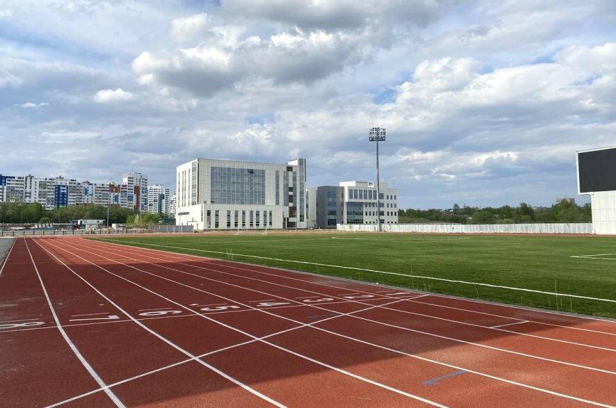 В Хабаровске ввели в эксплуатацию новый легкоатлетический стадион