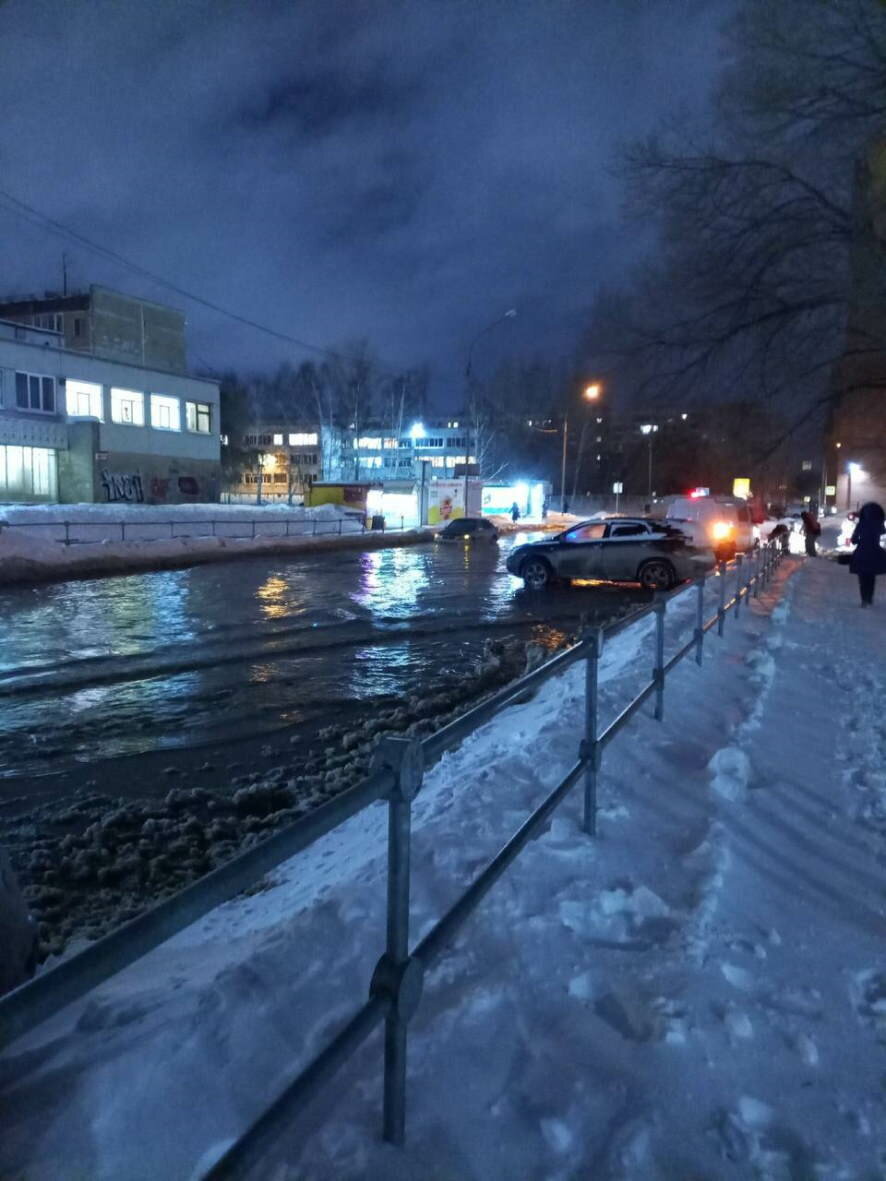 В Новосибирске произошла масштабная авария на теплосети — жители двух  районов остались без отопления в морозы