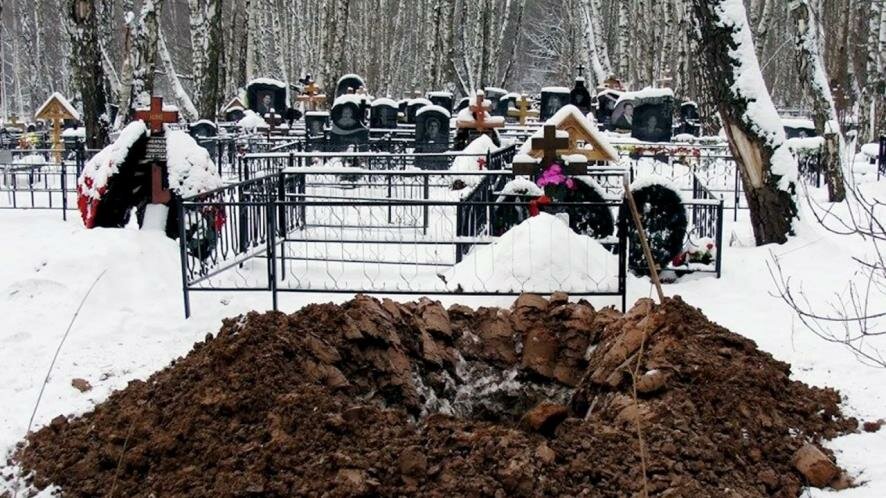 Эксгумировано тело загадочно погибшей школьницы в Свердловской области