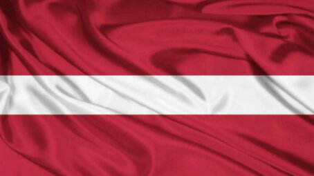 С сегодняшнего дня въезд в Латвию через границу с Россией и Белоруссией станет платным