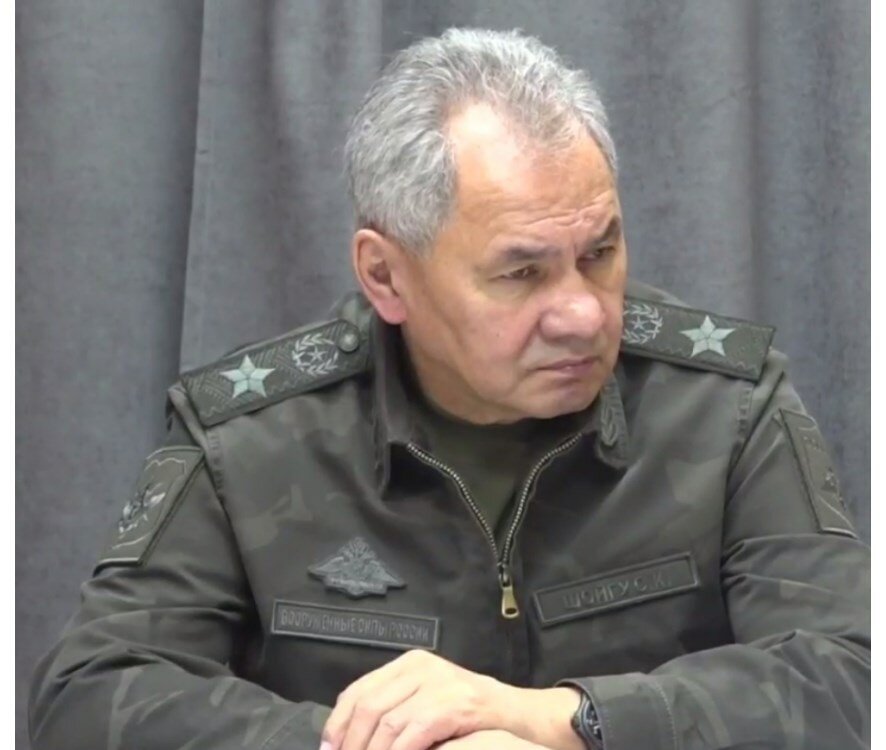 Сергей Шойгу провел совещание в штабе Объединенной группировки войск