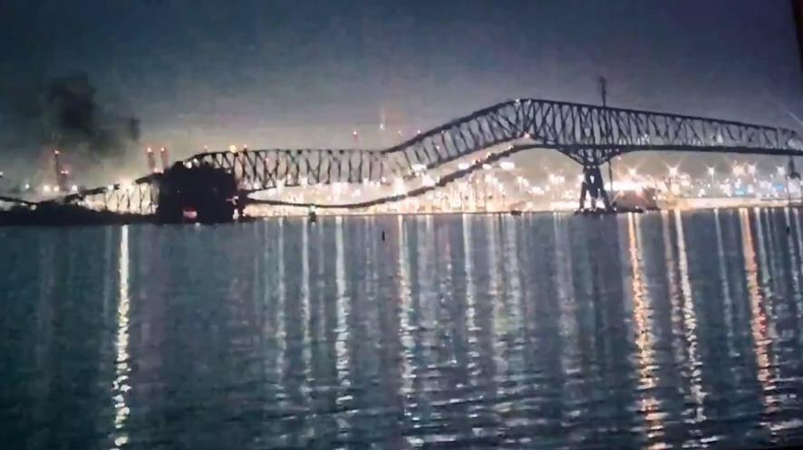 В Балтиморе обрушился 16 километровый мост имени Фрэнсиса Скотта Ки