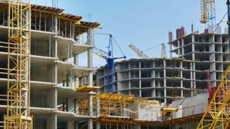 Саратовские застройщики объяснили, почему сейчас невыгодно строить новое жилье