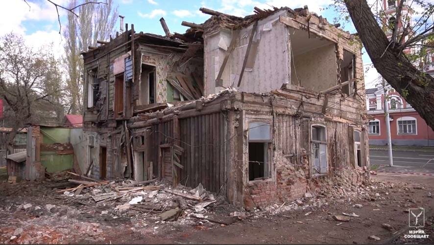 В Саратове продолжается снос расселенных аварийных домов