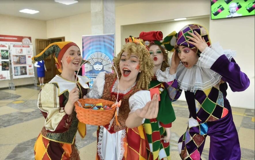 Торжественный старт: Ижевск встречает победителей V сезона Фестиваля «Театральное Приволжье»