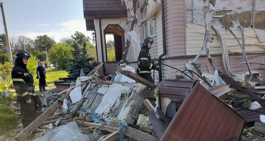 В Белгородской области, над селом Красный Восток сбит БПЛА самолетного типа, погибла женщина