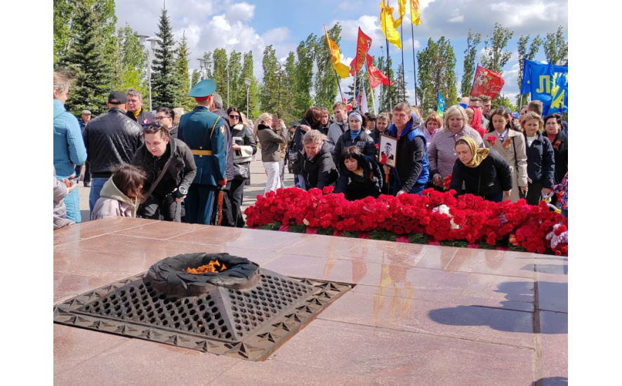 В День Победы саратовцы пришли в парк Победы целыми семьями
