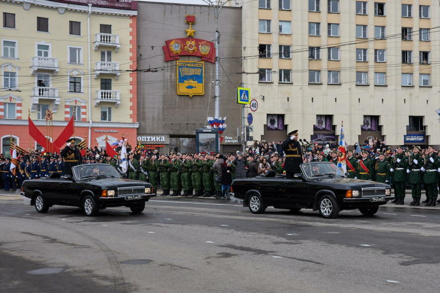 В городе-герое Мурманске состоялся военный парад с участием сил и войск Северного флота