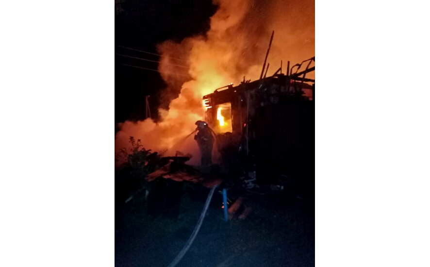 Гладков: Сегодня ночью со стороны Украины был атакован посёлок Тёткино, загорелись три дома