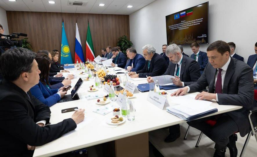 Марат Хуснуллин рассказал о встрече с премьер-министром Республики Казахстан Сериком Жумангариным