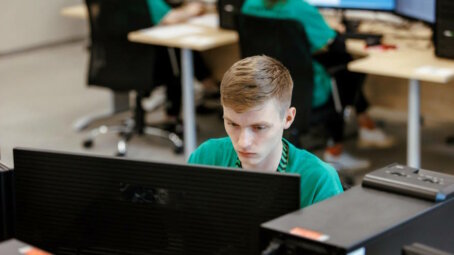 В Саратовской области доработают систему компенсаций за обучение детей из многодетных семей в колледжах и техникумах