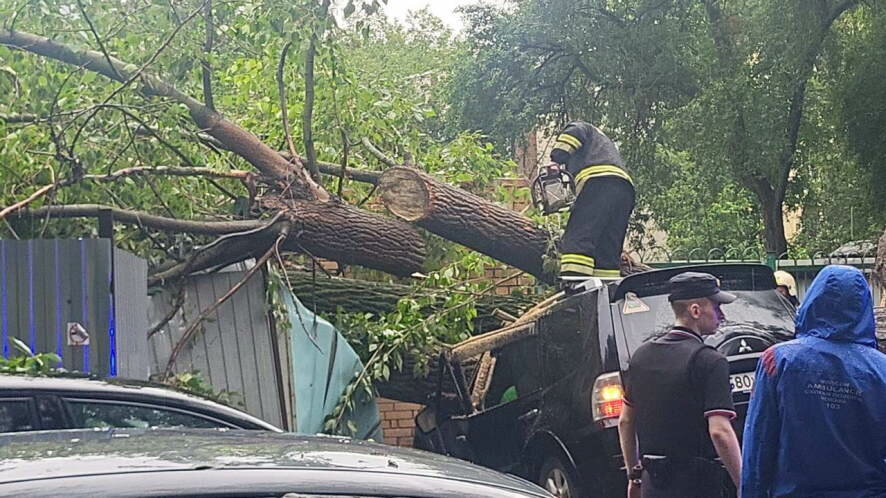 На Москву обрушился залповый ливень