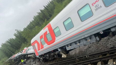 Пассажиров поезда Воркута — Новороссийск отправили в пункты назначения по спецграфику