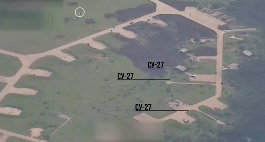 Почему украинские аэродромы постоянно обстреливают ракетами и в чём смысл таких ударов: разбор «Военной хроники»