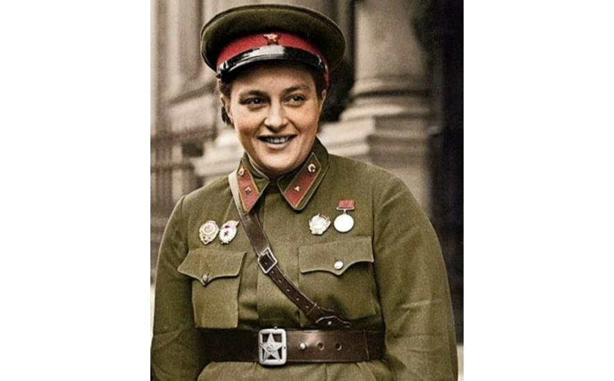12 июля 1916 года родилась Людмила Павличенко — самая результативная женщина-снайпер в мировой истории