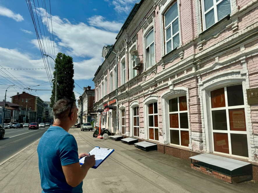 В ГЖИ проверили завершенные работы по ремонту фасадов многоквартирных домов