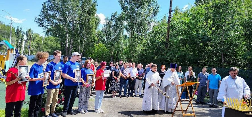 В Саратове почтили память детей – жертв войны в Донбассе