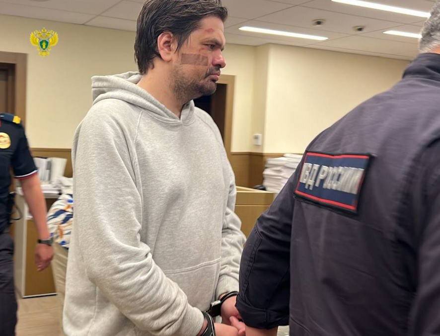 Мужчина, напавший на женщин в парке в центре Москвы, заключен под стражу