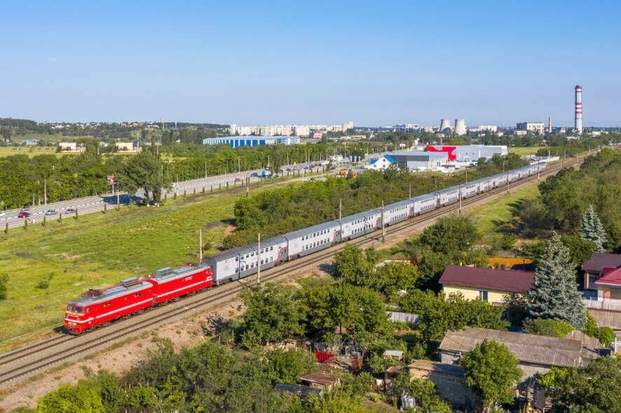 «Гранд Сервис Экспресс» назначает дополнительный двухэтажный поезд №196/195 Симферополь — Тольятти