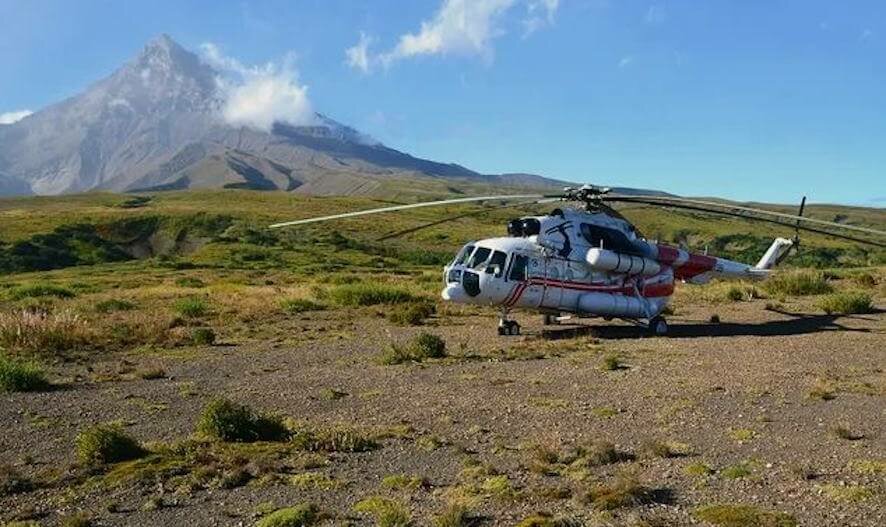 Ми-8, пропавший в Иркутской области, совершил жесткую посадку на границе Бурятии