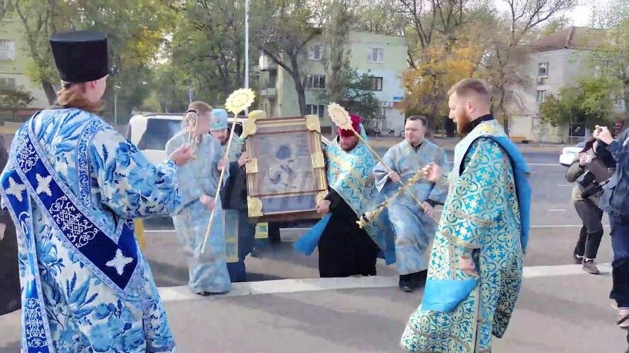 Луганск торжественно встретил Владимирскую икону Богородицы