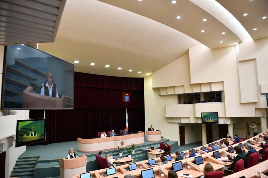 Сегодня в саратовской областной думе представили важные поправки в бюджет