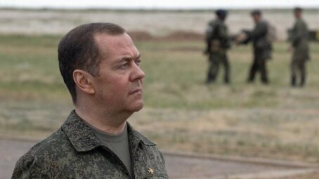 Дмитрий Медведев: Чего добились американцы своим ночным ударом по трём точкам в Иране?