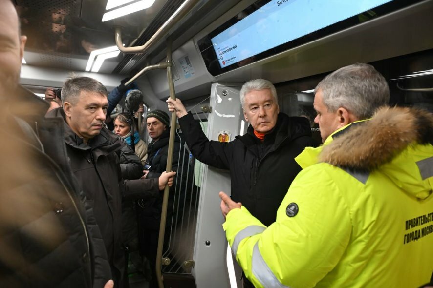 Сергей Собянин открыл полноценное движение по Троицкой линии метро