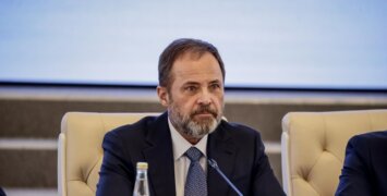 На заседании Совета округа обсудили меры социальной поддержки участников СВО