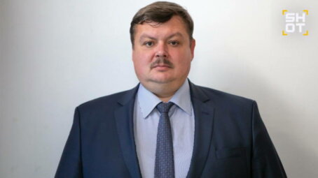 Автомобиль с прикреплённым свертком принадлежит в Севастополе, предварительно, сенатору Совфеда Сергею Колбину