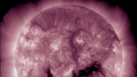 Солнце выбросило рекордную за год вспышку: чем это грозит Земле