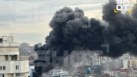 Мощный пожар произошёл в торговом центре «Гринвич» в Екатеринбурге