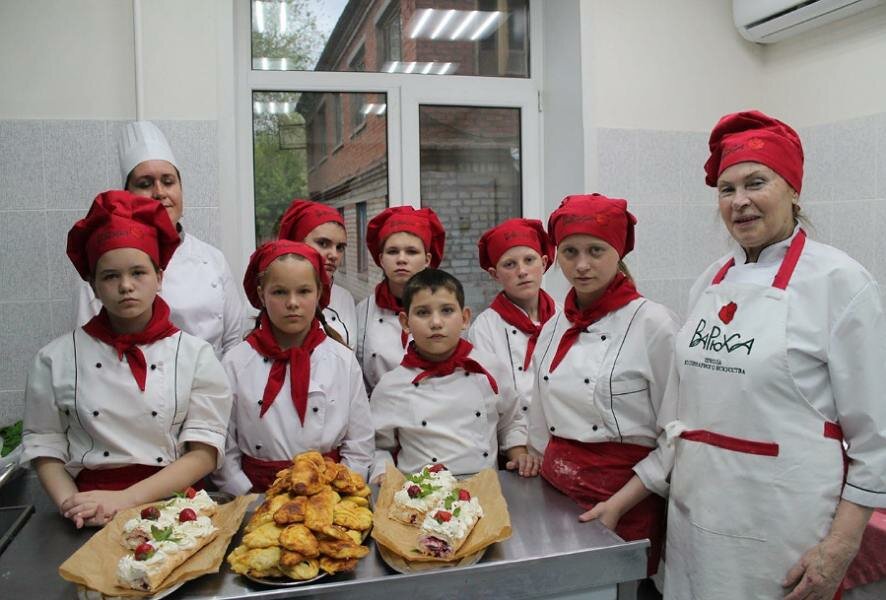 Школа-интернат в Хвалынске готовит будущих мастеров русской кухни