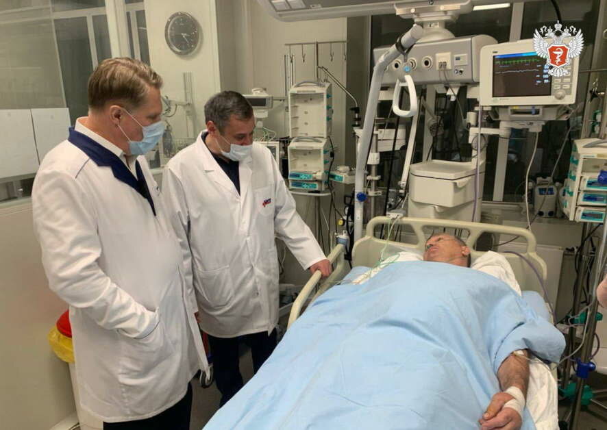 Раненного при атаке БПЛА ВСУ главу Беловского района прооперируют в НМИЦ травматологии и ортопедии им. Приорова