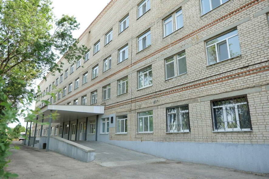 Сформирован список из 27 учреждений здравоохранения Саратовской области, где уже в этом году отремонтируют территорию