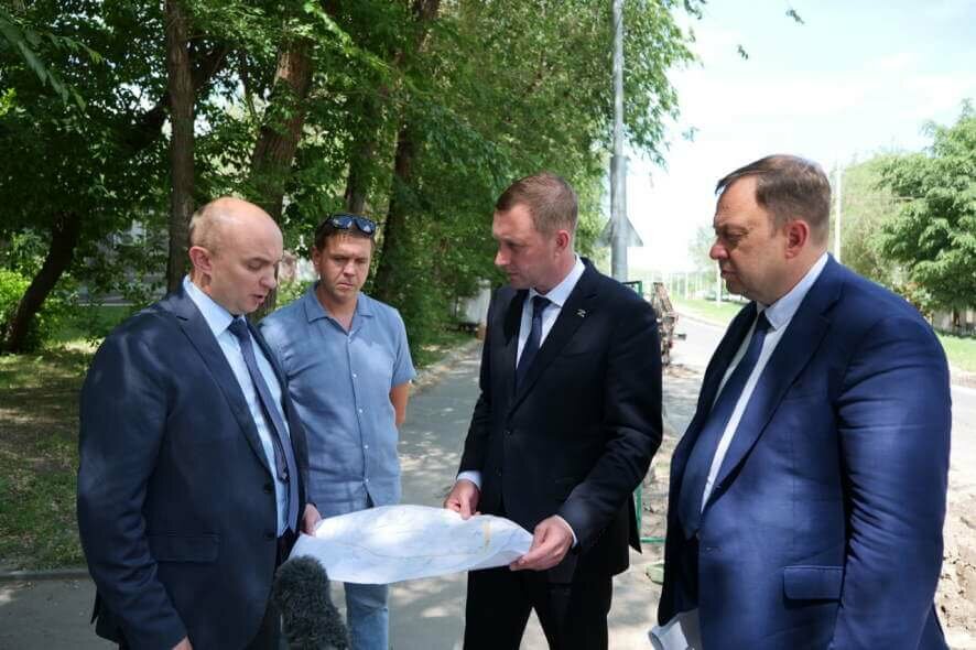 В Саратове ведется реконструкция участка трубопровода, который обеспечивает ресурсом Комсомольский поселок