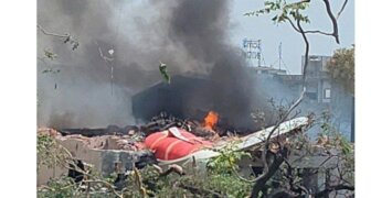 Самолет авиакомпании «Air India» потерпел катастрофу сразу после взлета. Возможные причины