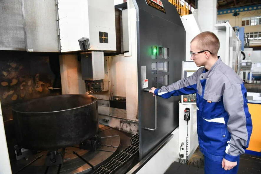 Бусаргин: Порядка 50 молодых специалистов в этом году уже подали заявки на участие в программе поддержки при трудоустройстве