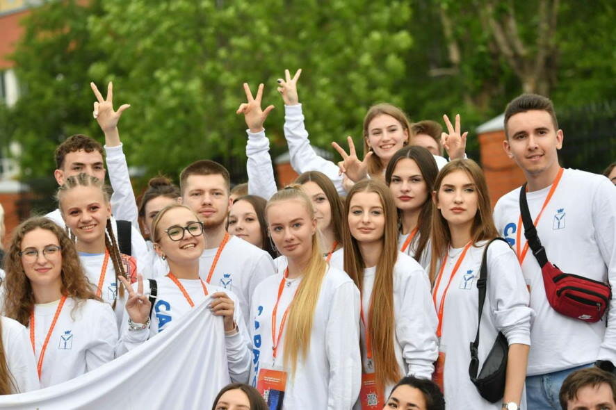 В Саратовской области День молодежи — праздник почти для 600 тысяч человек, ярких, энергичных, целеустремлённых парней и девушек