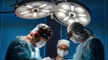 В клинике доктора Парамонова во время процедуры умерла беременная женщина. Заведено уголовное дело