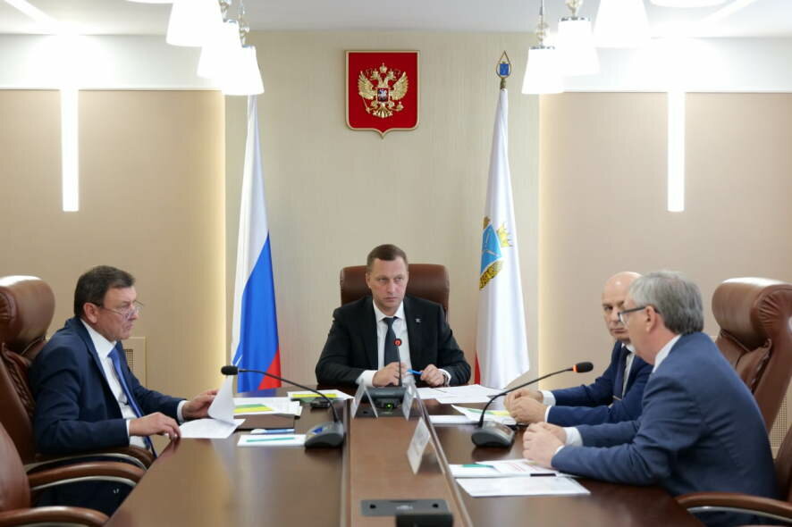 Бусаргин: Ситуацию с набором целевиков по педагогическим направлениям обсудили с ректором СГУ Алексеем Чумаченко и главами районов
