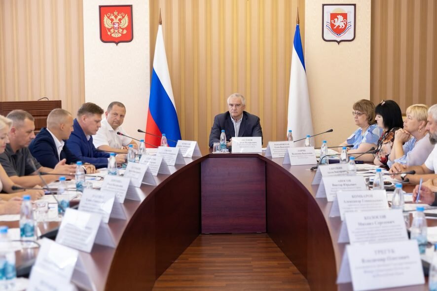 Аксенов рассказал о реализации региональной кадровой программы «Герои Крыма»