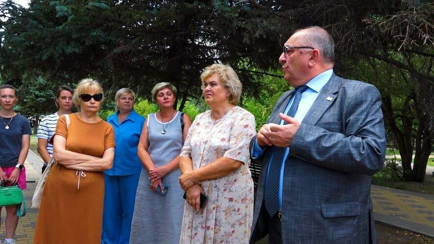 Благоустройство сквера «Территория детства» начнут с установки автополива