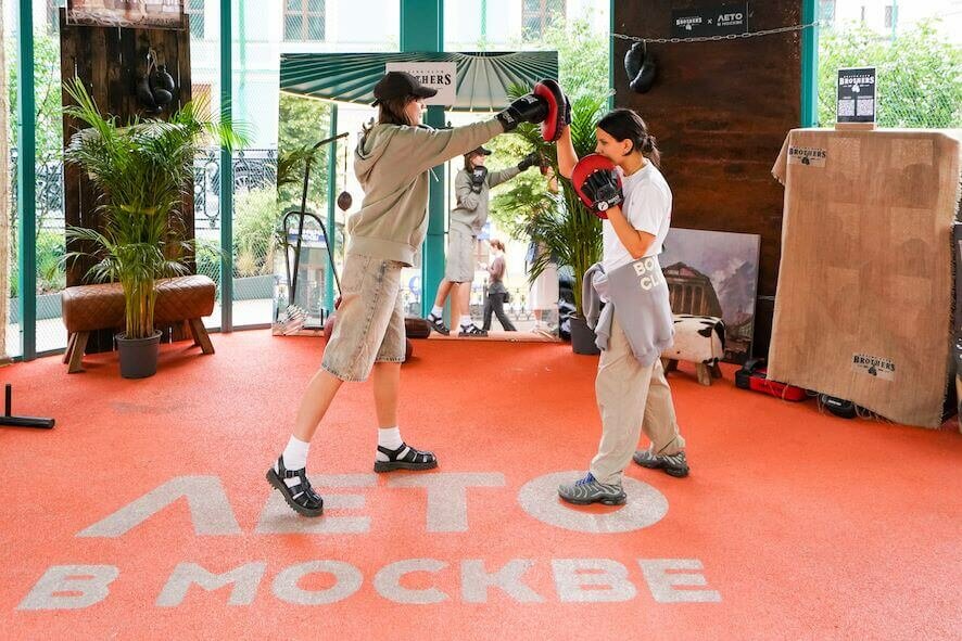 Территория спорта и новых побед: «Московские сезоны» представляют Александра Поветкина и Дениса Лебедева на Петровском бульваре