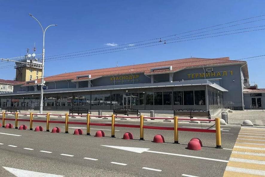 Краснодарский аэропорт возобновляет работу после длительного перерыва
