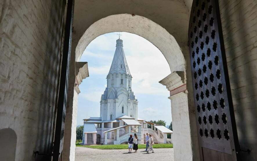 В столице завершили реставрацию церкви Вознесения Господня в «Коломенском»