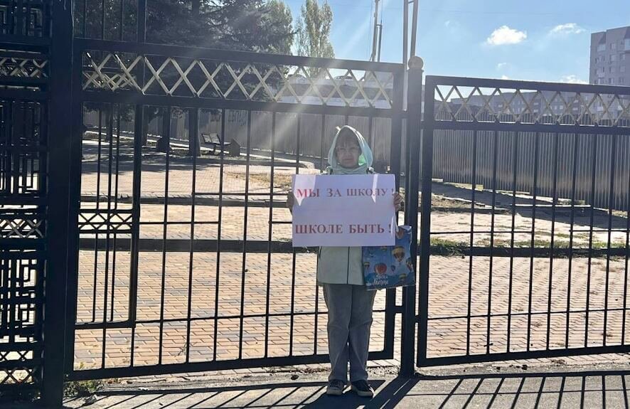 Активные саратовцы продолжают защищать право детей на новую школу в Молодежном