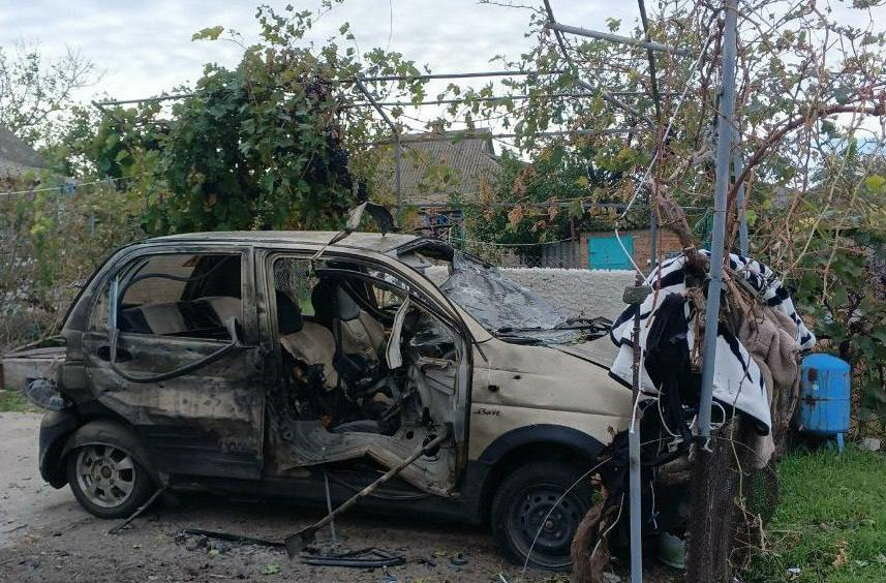 Два мирных жителя пострадали из-за обстрелов в Херсонской области