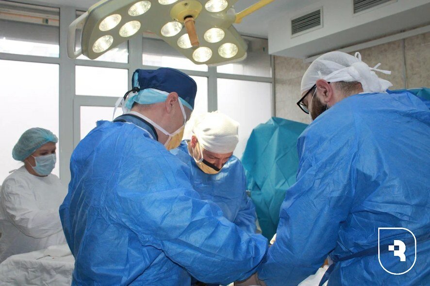 Ученые Саратовского медуниверситета усовершенствовали методику восстановления костной ткани при сложных переломах плеча